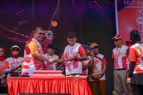 Race photo from NOTARACE 2025