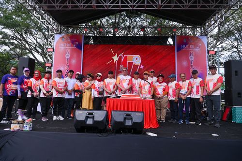 Race photo from NOTARACE 2025