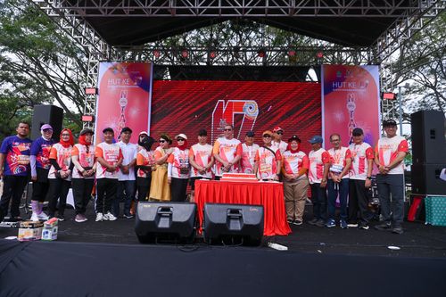 Race photo from NOTARACE 2025