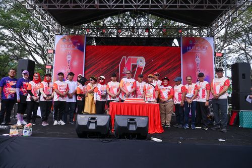Race photo from NOTARACE 2025