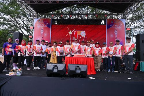 Race photo from NOTARACE 2025