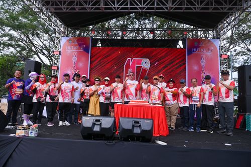 Race photo from NOTARACE 2025