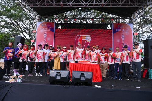 Race photo from NOTARACE 2025