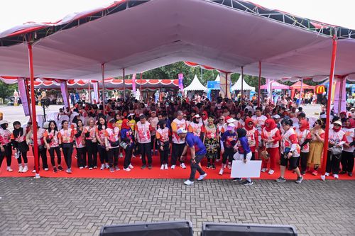 Race photo from NOTARACE 2025