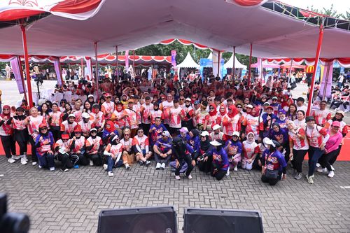 Race photo from NOTARACE 2025