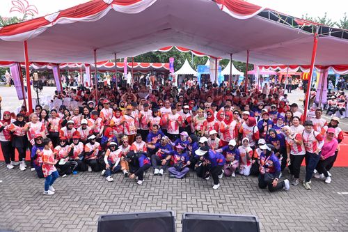 Race photo from NOTARACE 2025