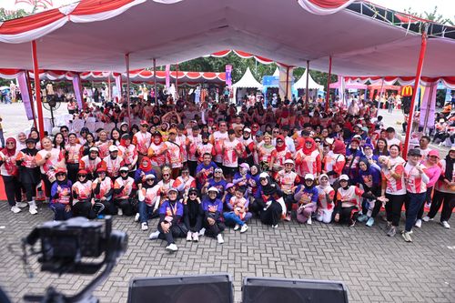Race photo from NOTARACE 2025