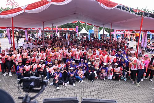 Race photo from NOTARACE 2025