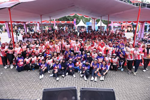 Race photo from NOTARACE 2025