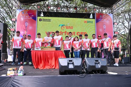 Race photo from NOTARACE 2025