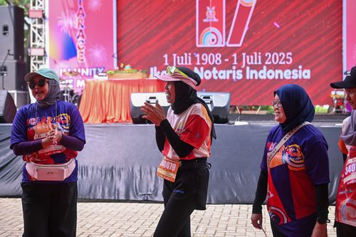 Race photo from NOTARACE 2025