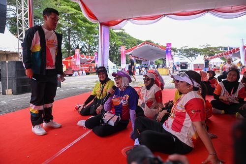 Race photo from NOTARACE 2025
