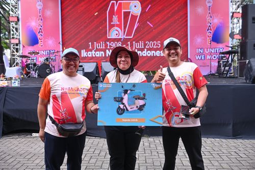 Race photo from NOTARACE 2025
