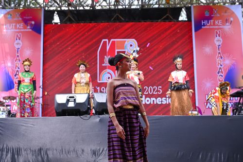 Race photo from NOTARACE 2025