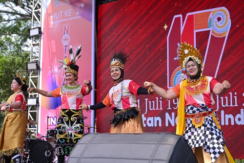 Race photo from NOTARACE 2025