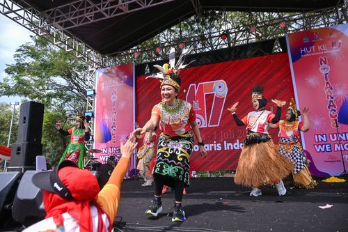 Race photo from NOTARACE 2025