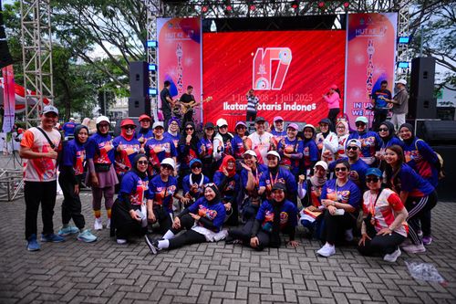 Race photo from NOTARACE 2025