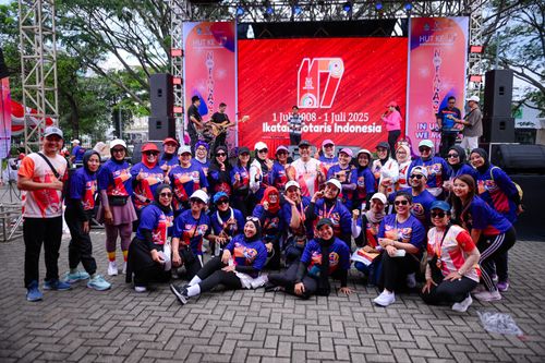 Race photo from NOTARACE 2025