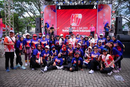 Race photo from NOTARACE 2025