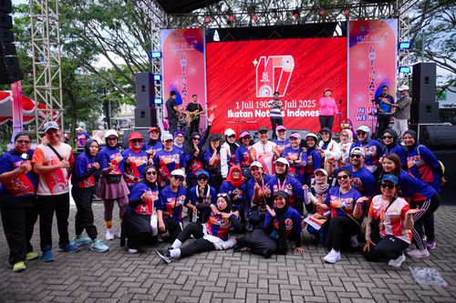 Race photo from NOTARACE 2025