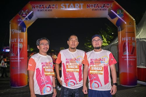 Race photo from NOTARACE 2025