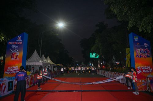 Race photo from NOTARACE 2025