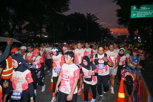 Race photo from NOTARACE 2025