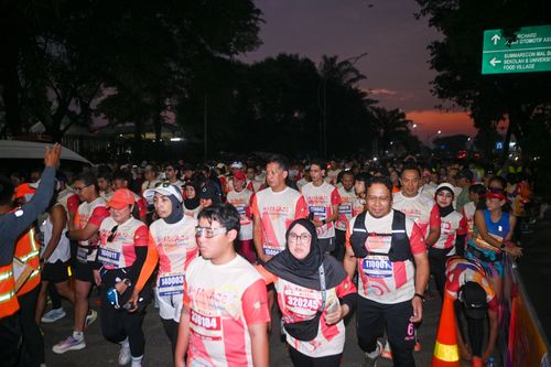 Race photo from NOTARACE 2025