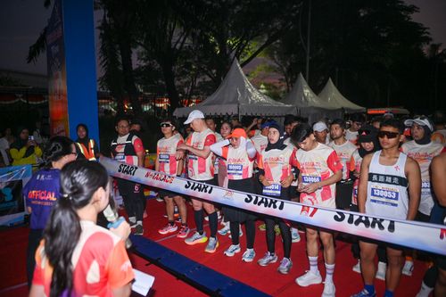 Race photo from NOTARACE 2025