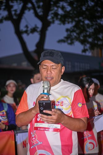 Race photo from NOTARACE 2025