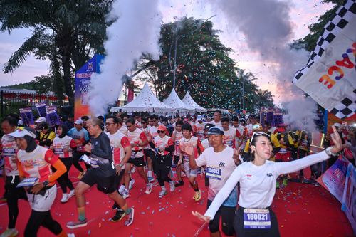 Race photo from NOTARACE 2025