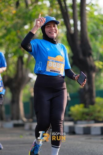 Race photo from Isoplus Run 2024 Surabaya