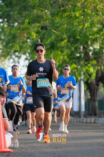 Race photo from Isoplus Run 2024 Surabaya