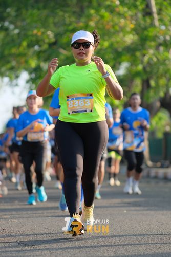Race photo from Isoplus Run 2024 Surabaya