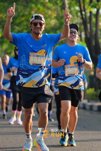 Race photo from Isoplus Run 2024 Surabaya