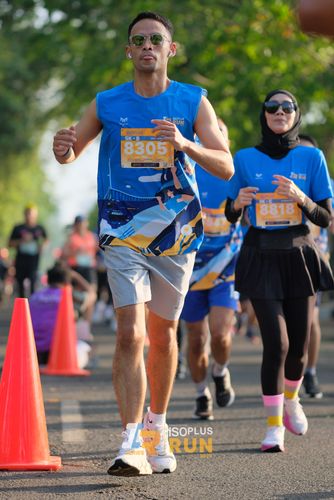 Race photo from Isoplus Run 2024 Surabaya