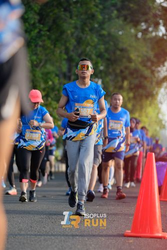 Race photo from Isoplus Run 2024 Surabaya
