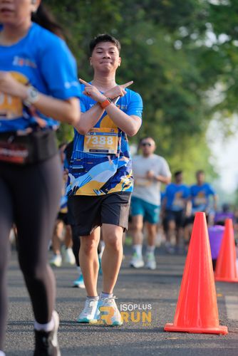 Race photo from Isoplus Run 2024 Surabaya