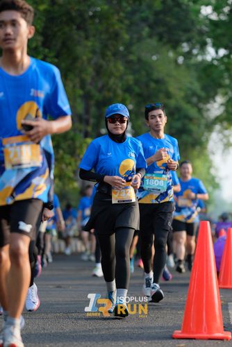 Race photo from Isoplus Run 2024 Surabaya
