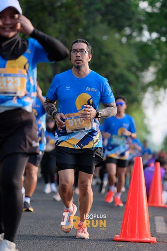 Race photo from Isoplus Run 2024 Surabaya