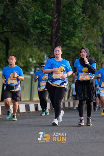 Race photo from Isoplus Run 2024 Surabaya