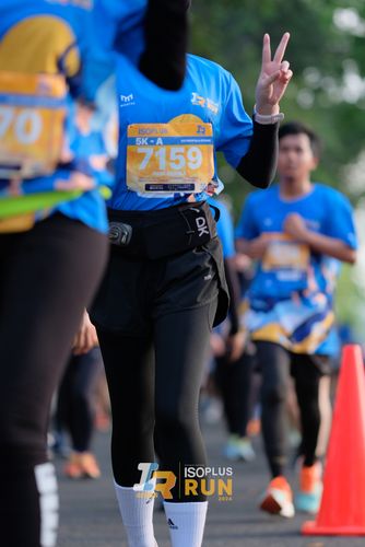 Race photo from Isoplus Run 2024 Surabaya