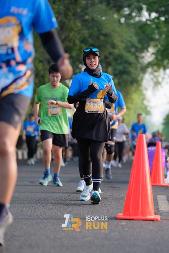 Race photo from Isoplus Run 2024 Surabaya