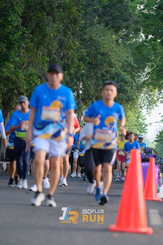 Race photo from Isoplus Run 2024 Surabaya