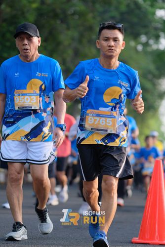 Race photo from Isoplus Run 2024 Surabaya