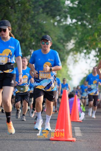 Race photo from Isoplus Run 2024 Surabaya