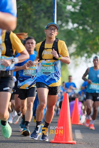Race photo from Isoplus Run 2024 Surabaya