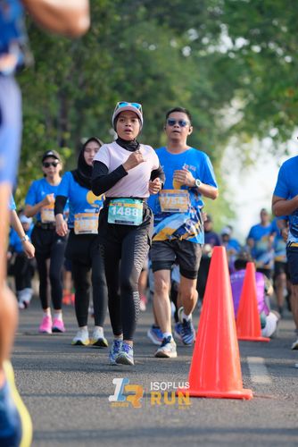 Race photo from Isoplus Run 2024 Surabaya