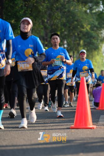 Race photo from Isoplus Run 2024 Surabaya