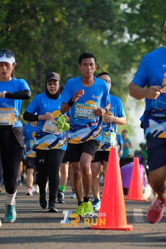 Race photo from Isoplus Run 2024 Surabaya